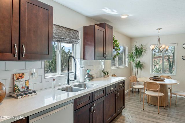 3002 E Loretta Drive, Tucson, AZ 85716