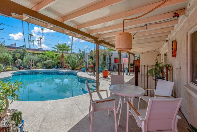 3002 E Loretta Drive, Tucson, AZ 85716