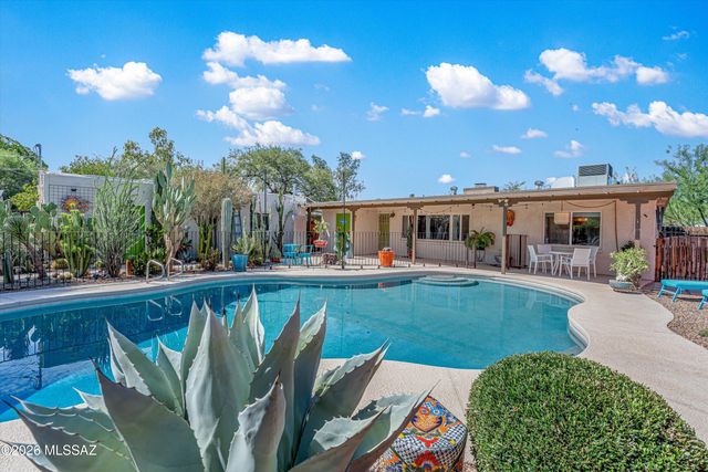 3002 E Loretta Drive, Tucson, AZ 85716