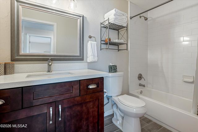 3002 E Loretta Drive, Tucson, AZ 85716