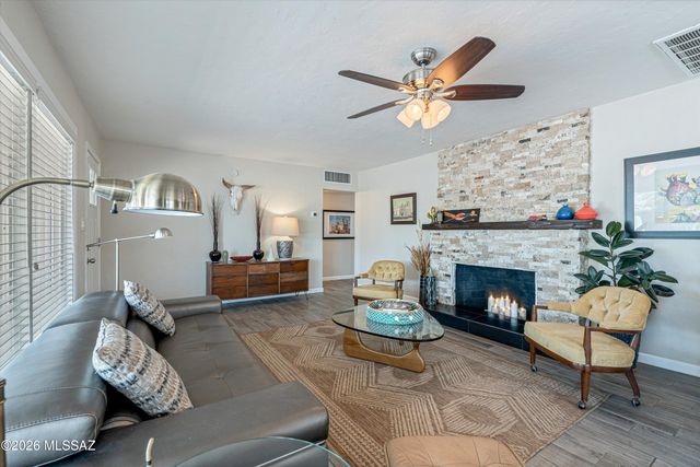 3002 E Loretta Drive, Tucson, AZ 85716