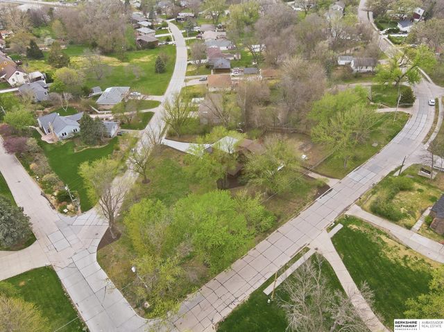 1106 Bellevue Boulevard N, Bellevue, NE 68005