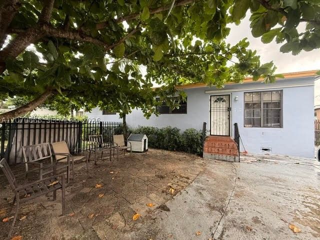 1060 NW 116th St 1, Miami, FL 33168