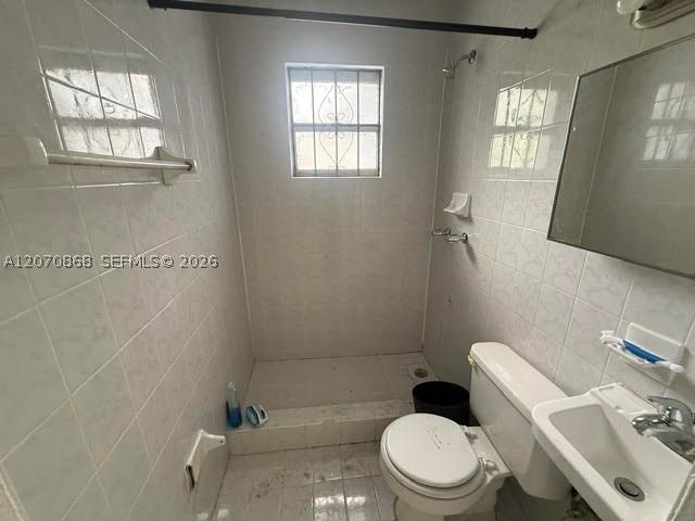 1060 NW 116th St 1, Miami, FL 33168