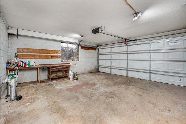206 Timberlake Road, Anderson, SC 29625