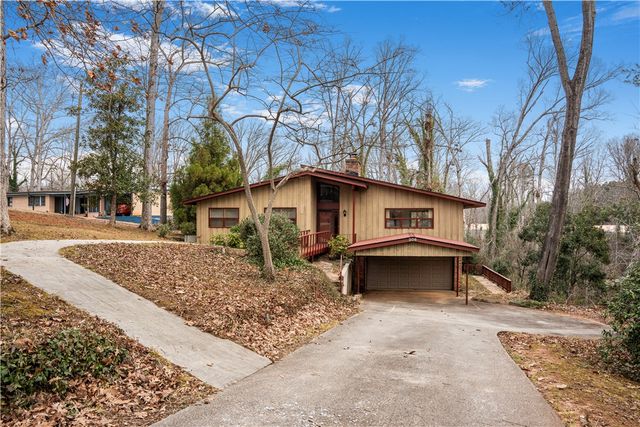 206 Timberlake Road, Anderson, SC 29625