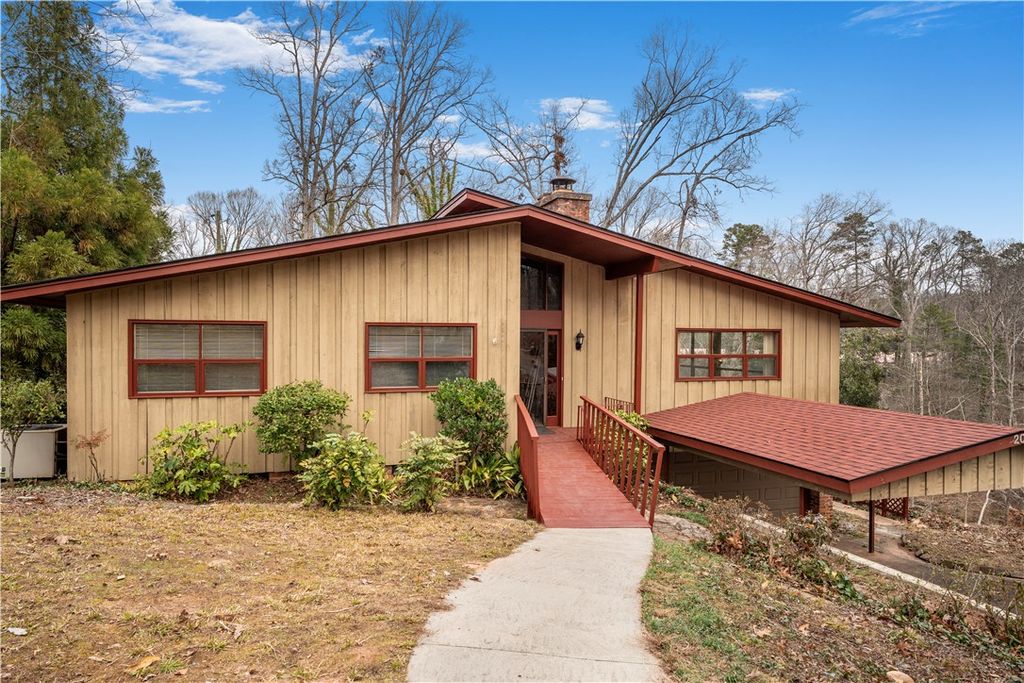 206 Timberlake Road, Anderson, SC 29625