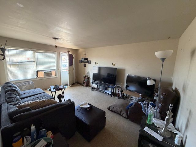 219 Redbud Avenue, Lubbock, TX 79403