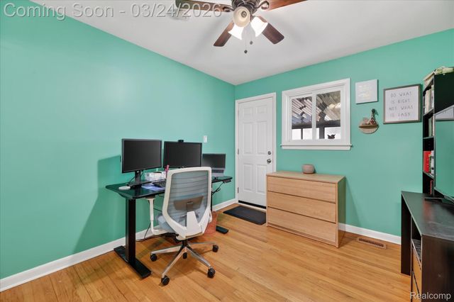 18053 Airport Road, Fraser, MI 48026