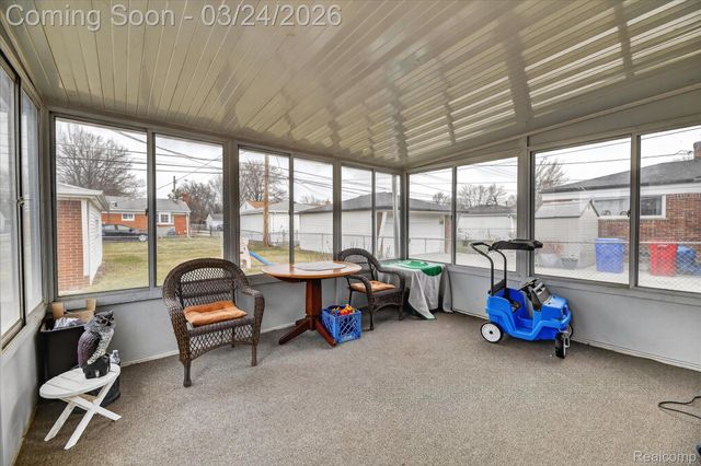 18053 Airport Road, Fraser, MI 48026