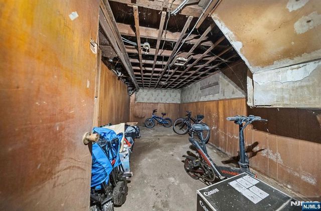 166 Bergen Avenue, Jersey City, NJ 07305