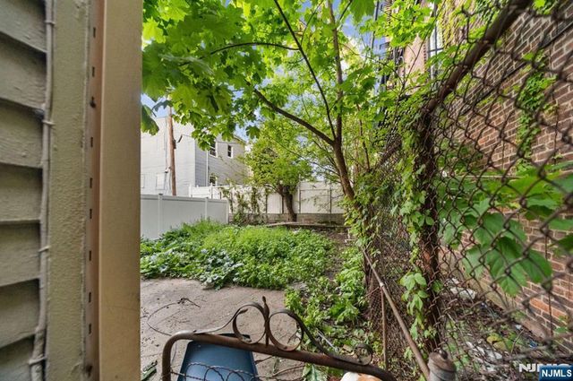 166 Bergen Avenue, Jersey City, NJ 07305