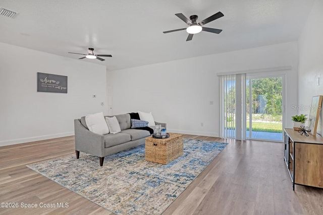 601 YARDLEY STREET SW, Palm Bay, FL 32908