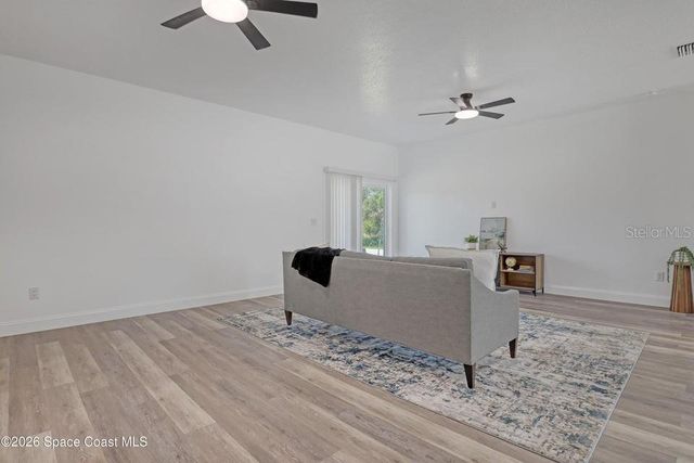 601 YARDLEY STREET SW, Palm Bay, FL 32908