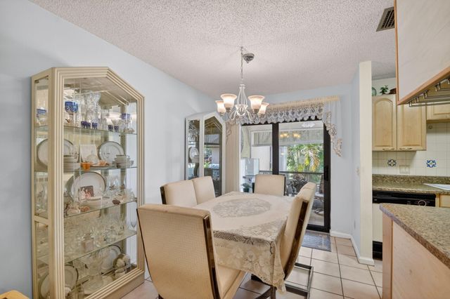 2730 Ida Way 16a, West Palm Beach, FL 33415