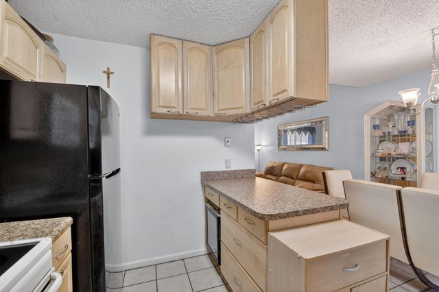 2730 Ida Way 16a, West Palm Beach, FL 33415