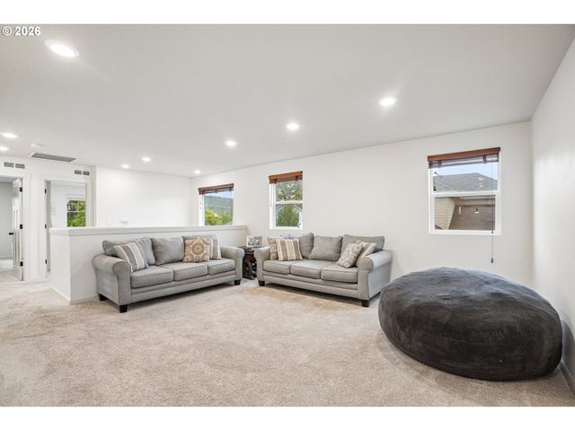 19405 Ne 22ND Cir, Vancouver, WA 98684