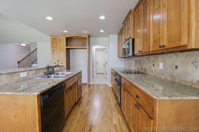 4617 S 173rd East Avenue, Tulsa, OK 74134