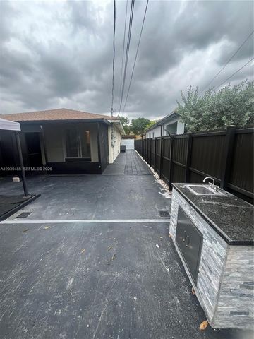 28 E 20th St 1, Hialeah, FL 33010