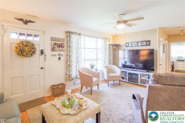 4306 Emerick Terrace, Easton, PA 18045