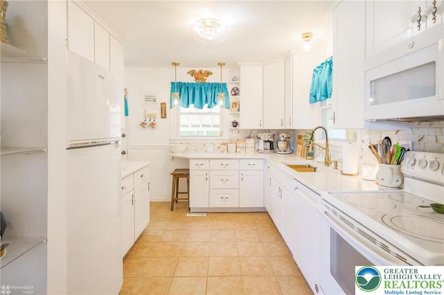 4306 Emerick Terrace, Easton, PA 18045