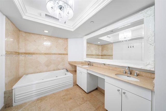 4775 Collins Ave 1504, Miami Beach, FL 33140