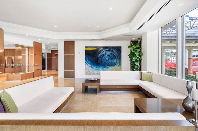 4775 Collins Ave 1504, Miami Beach, FL 33140