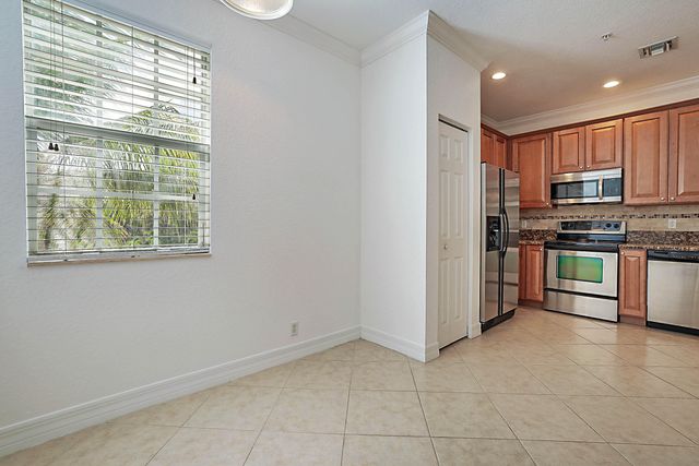 241 E Thatch Palm Circle, Jupiter, FL 33458
