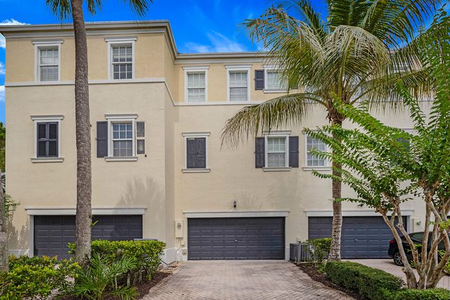 241 E Thatch Palm Circle, Jupiter, FL 33458