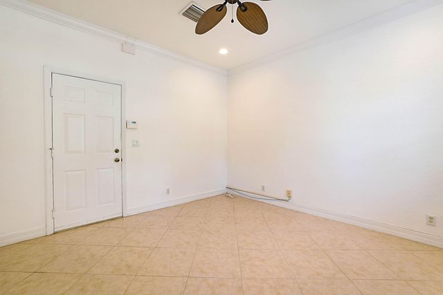 241 E Thatch Palm Circle, Jupiter, FL 33458