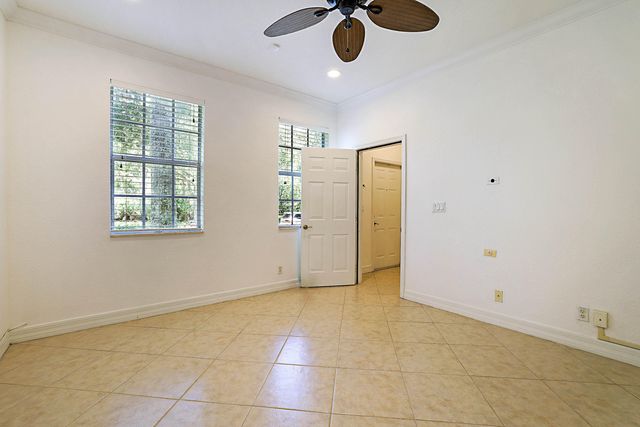 241 E Thatch Palm Circle, Jupiter, FL 33458