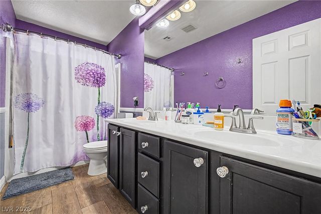 1028 Roaring River Avenue, Henderson, NV 89002