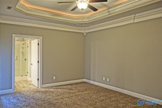 551 West Mossyleaf Drive, Huntsville, AL 35824