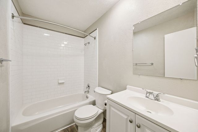 2710 Clover Valley Drive, Garland, TX 75043