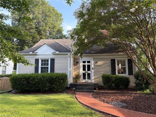 209 Cornwallis Drive, Greensboro, NC 27408