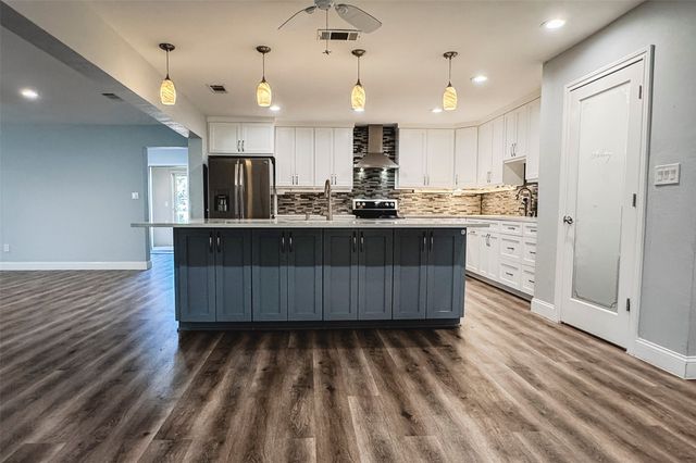 2201 Bradford Drive, Prosper, TX 75078