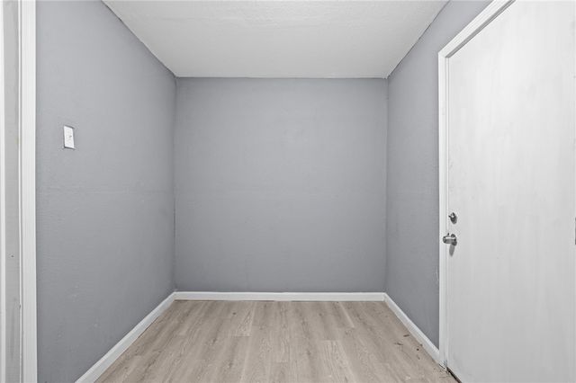 943 S Whitney St, Aransas Pass, TX 78336