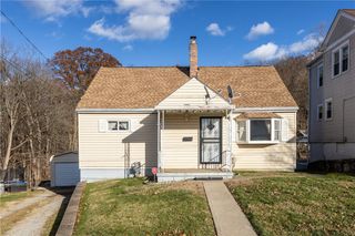 116 Lewis Street, Bell Acres, PA 15003