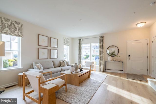 36 WHITAKER CT, Millville, NJ 08332