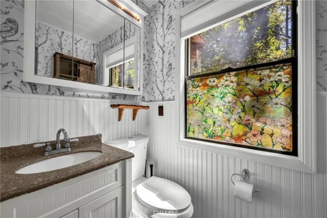 17097 Dogwood Way, Cobb, CA 95461