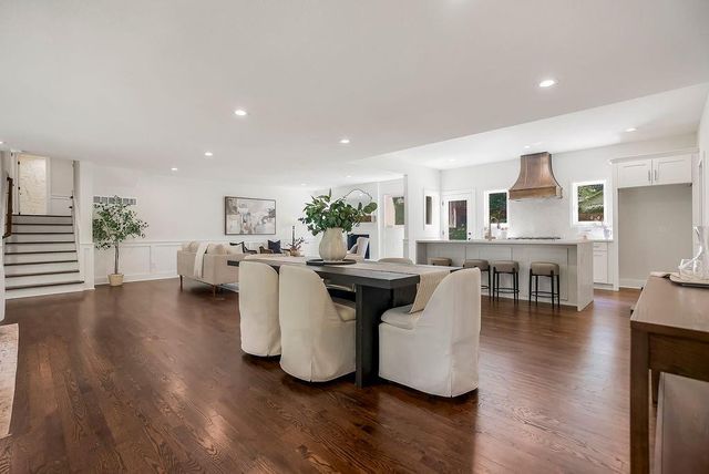 10120 Glenwood Street, Overland Park, KS 66212