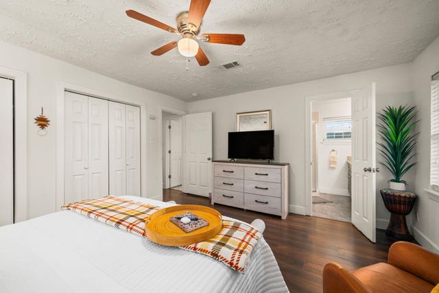 5202 Lamonte Lane, Houston, TX 77092