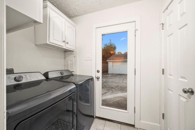 5202 Lamonte Lane, Houston, TX 77092