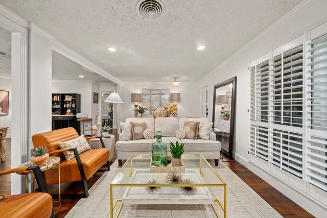 5202 Lamonte Lane, Houston, TX 77092