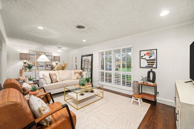 5202 Lamonte Lane, Houston, TX 77092