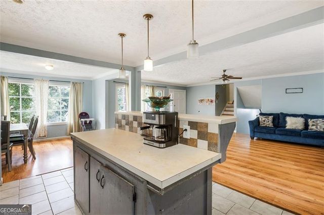 1209 CARRIAGE Trail, Norcross, GA 30093