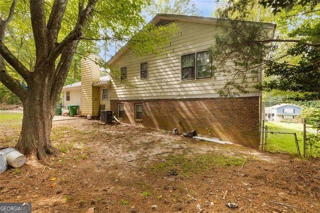 1209 CARRIAGE Trail, Norcross, GA 30093