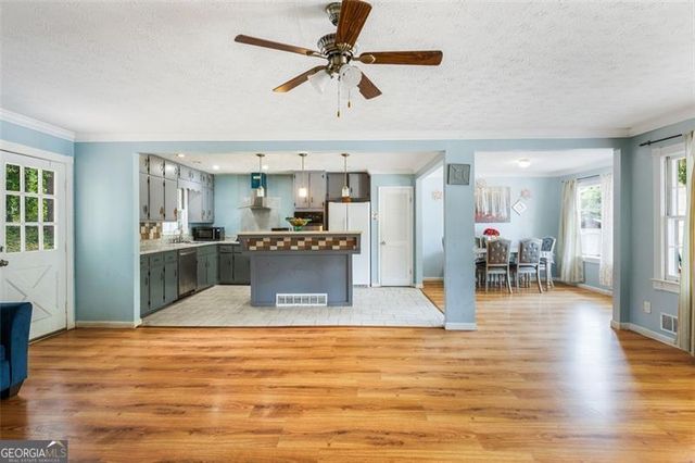 1209 CARRIAGE Trail, Norcross, GA 30093