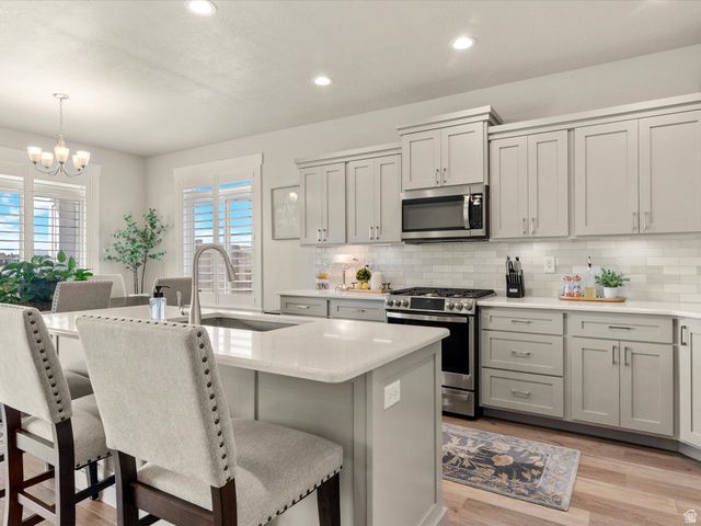 5603 W 5600 S, Hooper, UT 84315