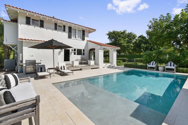 300 Buckingham Road, West Palm Beach, FL 33405